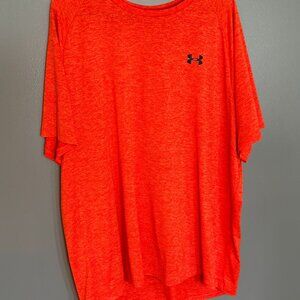 UNDER ARMOUR TEE